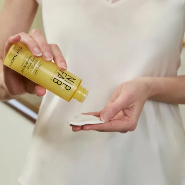 NIP+FAB Ceramide Fix 8% hydratačné pleťové mlieko s ceramidmi 125 ml