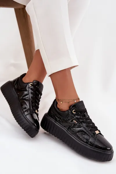Lakovane dámske sneakers na platforme Lee Cooper