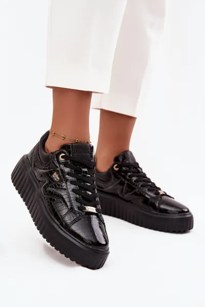Lakovane dámske sneakers na platforme Lee Cooper