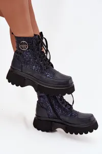 Kožené dámske platformové čižmy s nápismi a ozdobným detailom Artiker