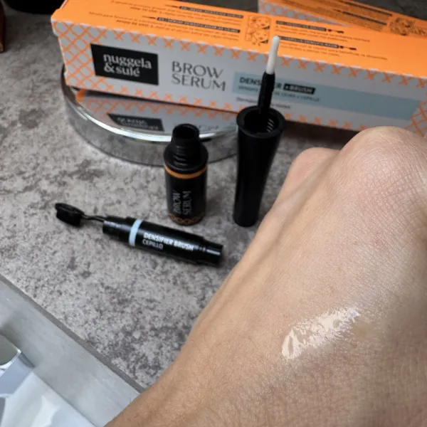 Sérum na obočie – zhusťovacie sérum + štetec Nuggela & Sulé 5ml