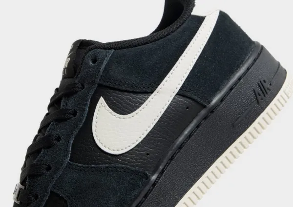 Nike Air Force 1 Lv8 2