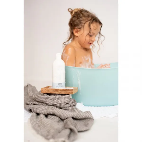 Naif Baby & Kids Bath Foam relaxačná pena do kúpeľa náhradná náplň 500 ml