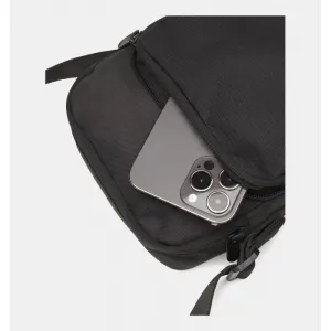 Malá taška cez rameno UNDER ARMOUR UA Essential Ripstop XB