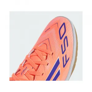 Chlapčenské futbalové kopačky halové ADIDAS F50 Club Jr IC beam orange lucid blue cloud white