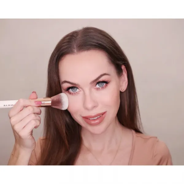 Dermacol Accessories Master Brush by PetraLovelyHair štetec na púder D55 Rose Gold 1 ks