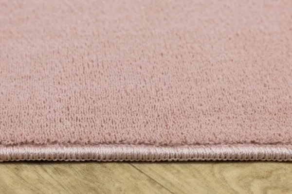 Protišmykový koberec PLUSH púdrovoružový