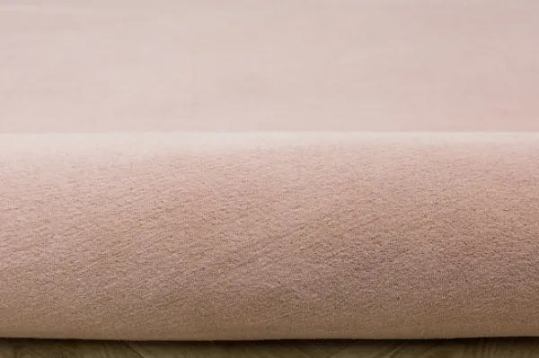 Protišmykový koberec PLUSH púdrovoružový