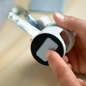 InnovaGoods Kleštičky na nehty se světlem LED, lupou a pilníkem Clail