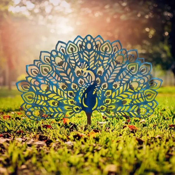 Záhradná dekorácia Peacock v2