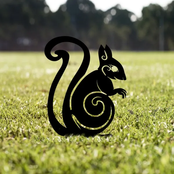 Záhradná dekorácia Squirrel 01
