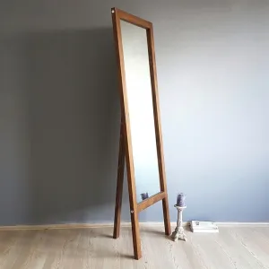 Stojace zrkadlo A43