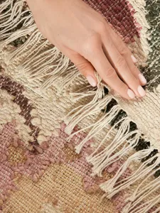 Koberec Elle Decoration Roya Violette krémový / viacfarebný