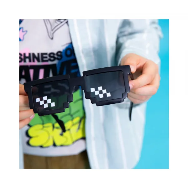 Okuliare čierne pixely