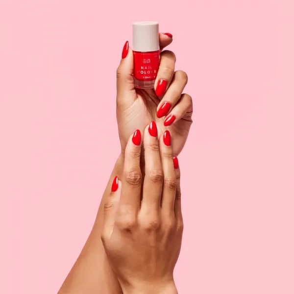MUA Makeup Academy Nail Colour lak na nechty odtieň Diva Danger 10 ml