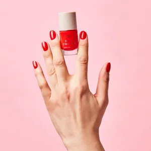MUA Makeup Academy Nail Colour lak na nechty odtieň Diva Danger 10 ml