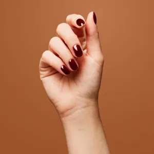 MUA Makeup Academy Nail Colour lak na nechty odtieň Cherry Kiss 10 ml