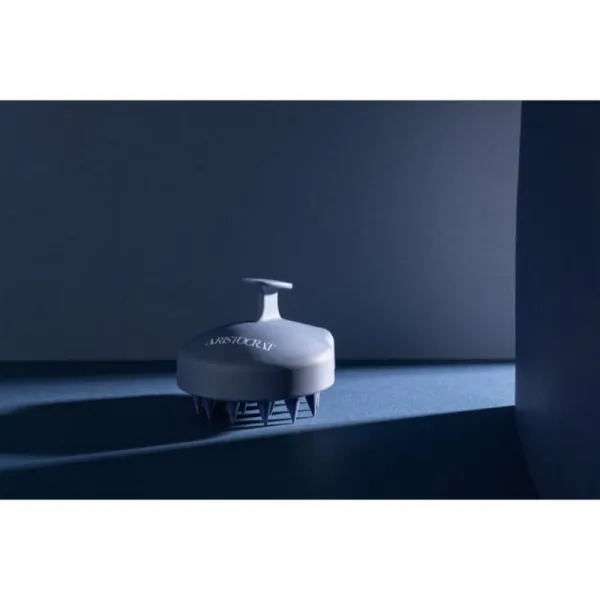 Aristocrat Massaging Shampoo Brush masážna pomôcka na vlasy a vlasovú pokožku 1 ml