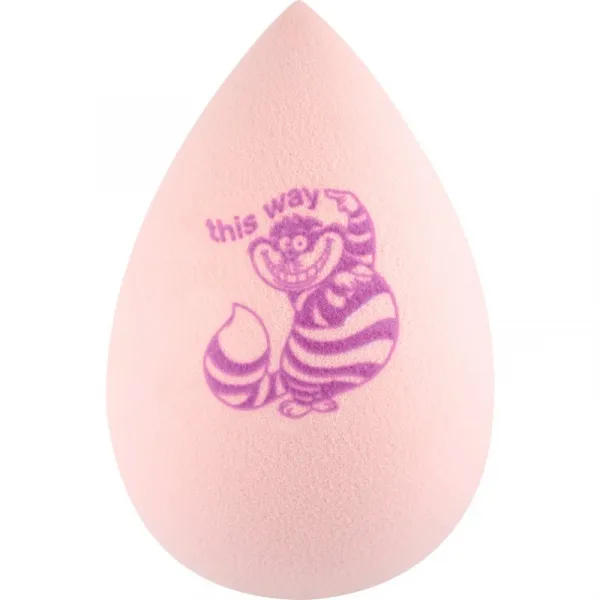 essence Disney Alice in Wonderland hubka na make-up 01 This Way Or That Way? 1 ks