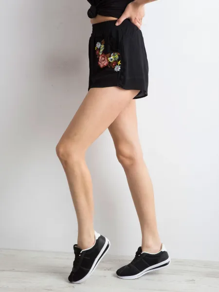 Black shorts with embroidery