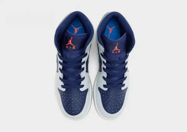 Jordan Air 1 Mid Bg