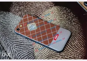 REMAX ELEGANCE Ochranný obal Apple iPhone 7 / iPhone 8 BROWN