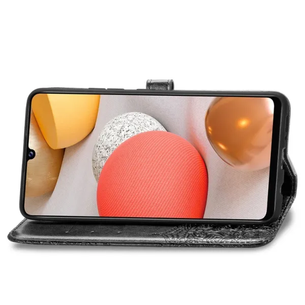 ART Peňaženkový kryt Samsung Galaxy A42 5G ORNAMENT čierny