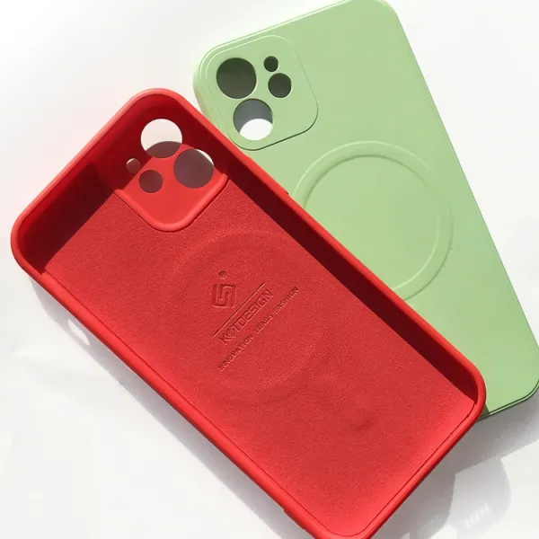 RUBBER MAGSAFE Obal Apple iPhone 13 Pro čierny