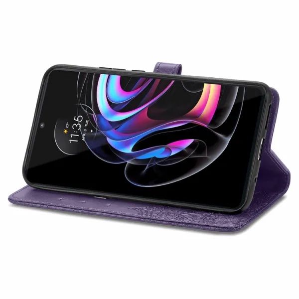 ART Peňaženkový kryt Motorola Edge 20 Pro ORNAMENT fialový