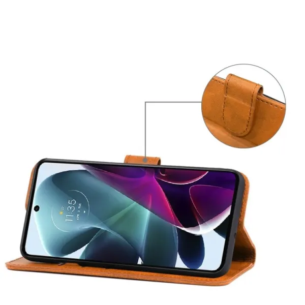 Peňaženkové puzdro Motorola Moto G200 5G hnedé