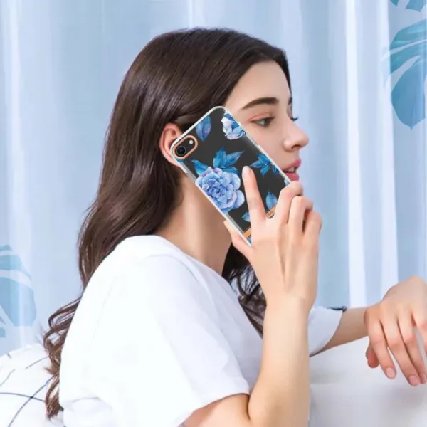 ELECTRO Ochranný kryt Apple iPhone SE 2022 / 2020 iPhone 8 / 7 WHITE