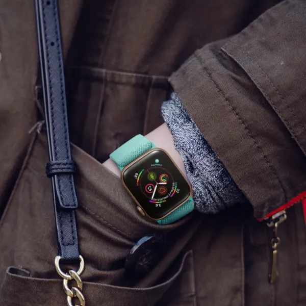 NYLON Remienok Apple Watch 9 / 8 / 7 (41mm) / 6 / SE / 5 / 4 (40mm) / 3 / 2 / 1 (38mm) svetlozelený