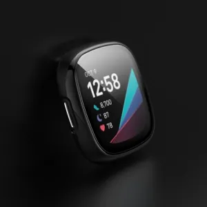 Plastový kryt s ochranným sklom pre Fitbit Versa 3 / Fitbit Sense čierny