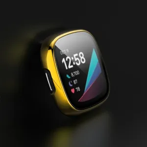 Plastový kryt s ochranným sklom pre Fitbit Versa 3 / Fitbit Sense zlatý