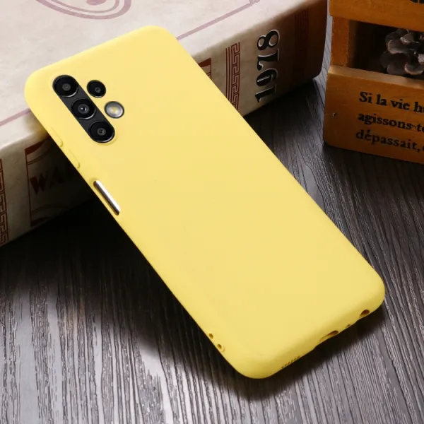 RUBBER Ochranný kryt Samsung Galaxy A13 žltý
