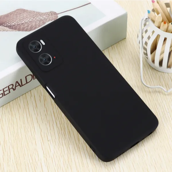 RUBBER Ochranný kryt pre Oppo A96 čierny