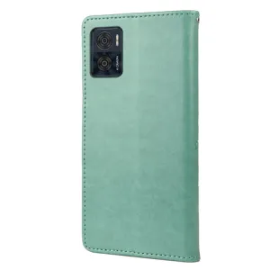 ART FLORAL Peňaženkový kryt Motorola Moto E22 / E22i zelený