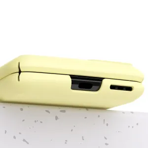 MACARON Plastový kryt pre Motorola Razr 2022 5G žltý