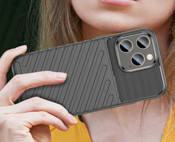 THUNDER Ochranný kryt Apple iPhone 14 čierny