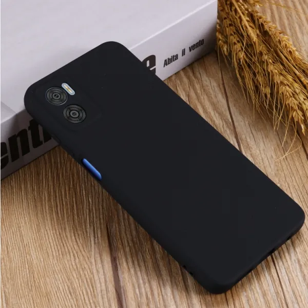 RUBBER Ochranný kryt pre Motorola Moto E22 / E22i čierny