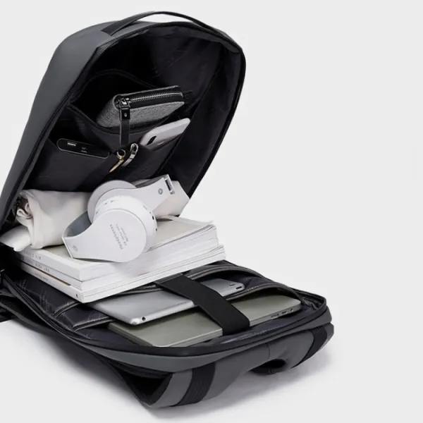 BANGE BG-22188 Batoh na laptop s uhlopriečkou do 16" šedý