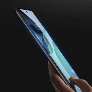 DUX 9D Tvrdené ochranné sklo pre Motorola Moto G72