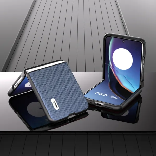 ABEEL CARBON Plastový kryt Motorola Razr 40 Ultra svetlomodrý