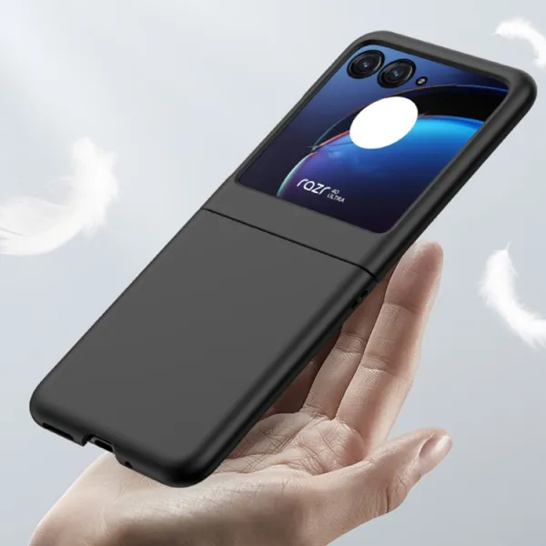 PLASTIC Ochranný plastový kryt Motorola Razr 40 Ultra biely
