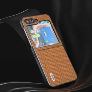 ABEEL CARBON Plastový kryt Samsung Galaxy Z Flip5 5G hnedý
