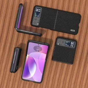 ABEEL CARBON Plastový kryt Motorola Razr 40 čierny