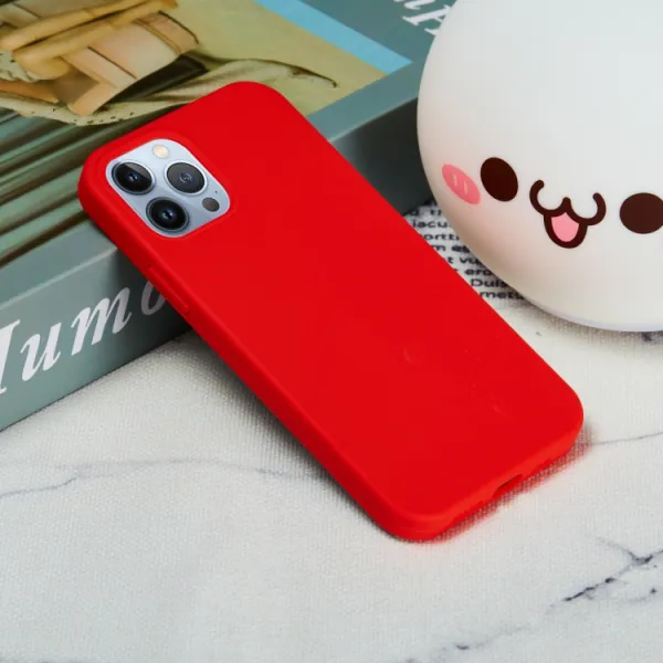 RUBBER Ochranný kryt pre Apple iPhone 15 Pro Max červený