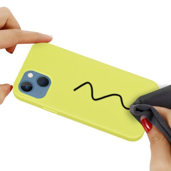 RUBBER Ochranný kryt pre Apple iPhone 15 Plus žltý