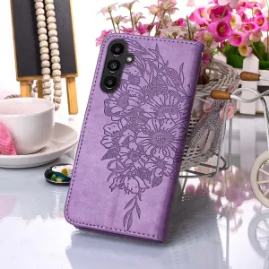 ART BUTTERFLY Peňaženkový obal pre Samsung Galaxy A15 / A15 5G svetlofialový