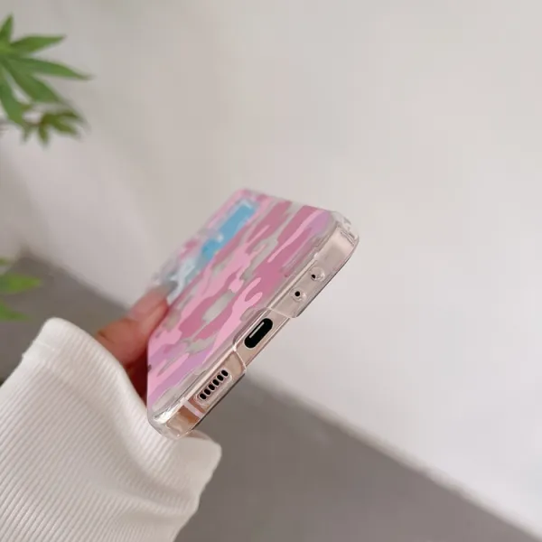 ART Plastový kryt pre Samsung Galaxy Z Flip7 FE 5G / Flip6 5G BLACK CAMO